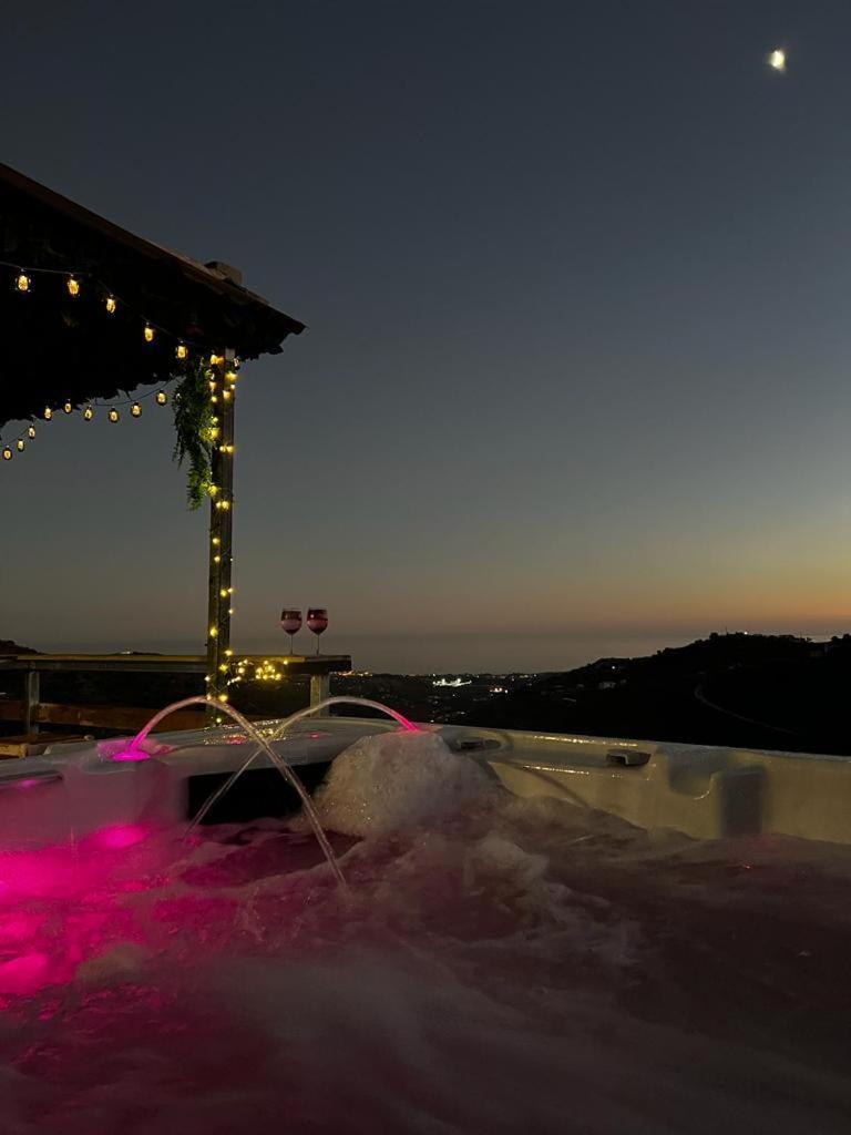 Casa Rural Malaga Monkey Love Con Jacuzzi Iznate Exteriör bild